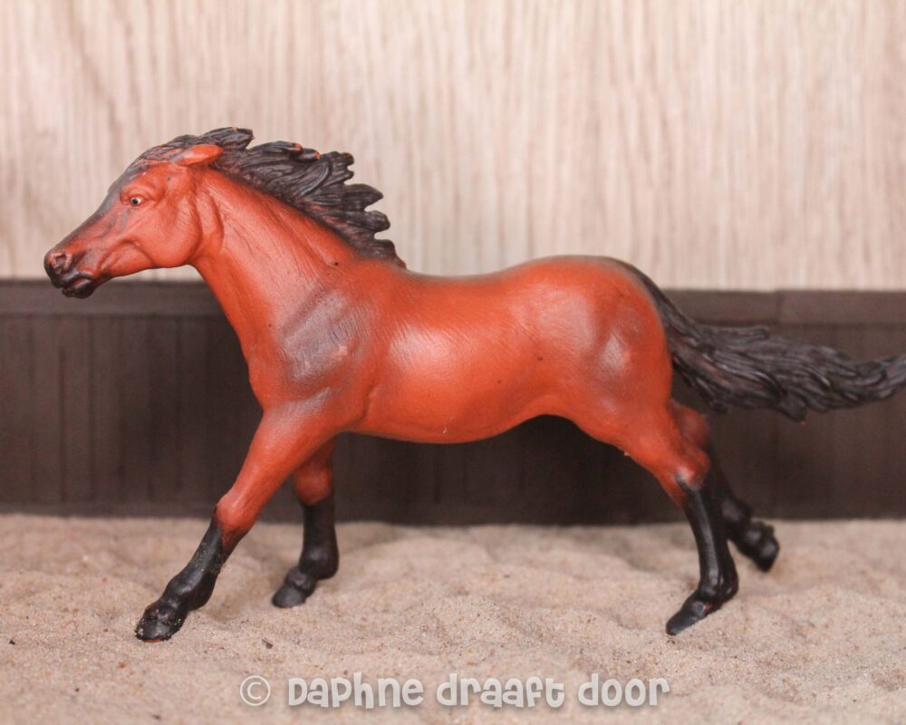 Galopperende merrie 13216