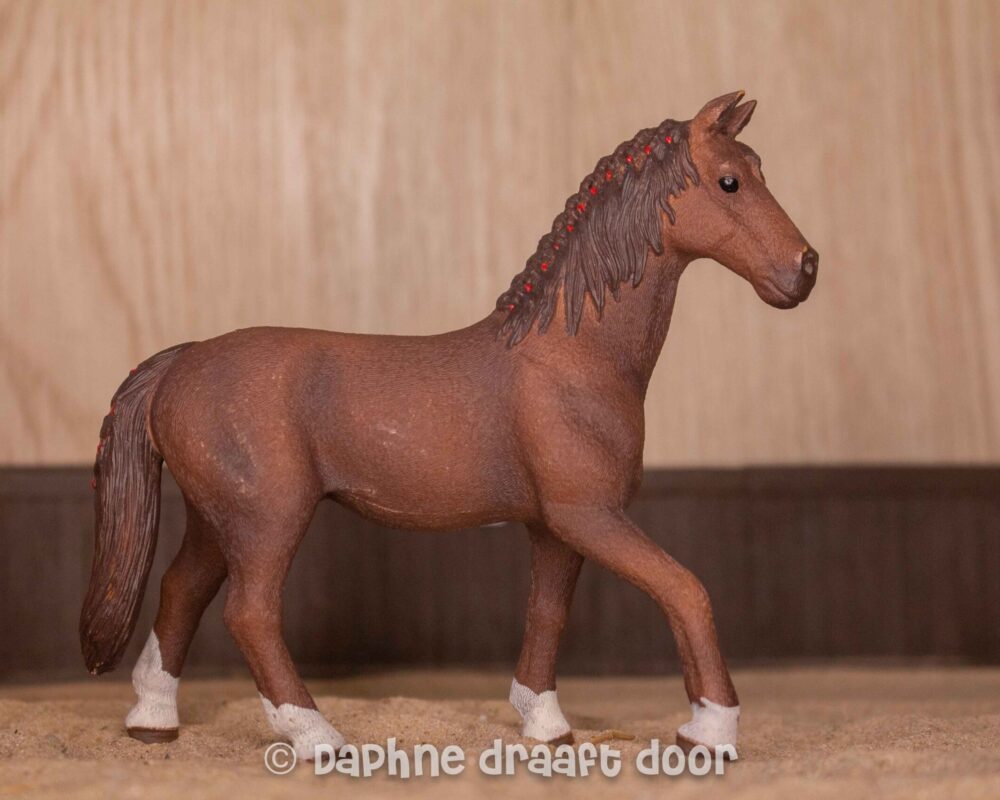 Hannoveraan hengst uit set 42416