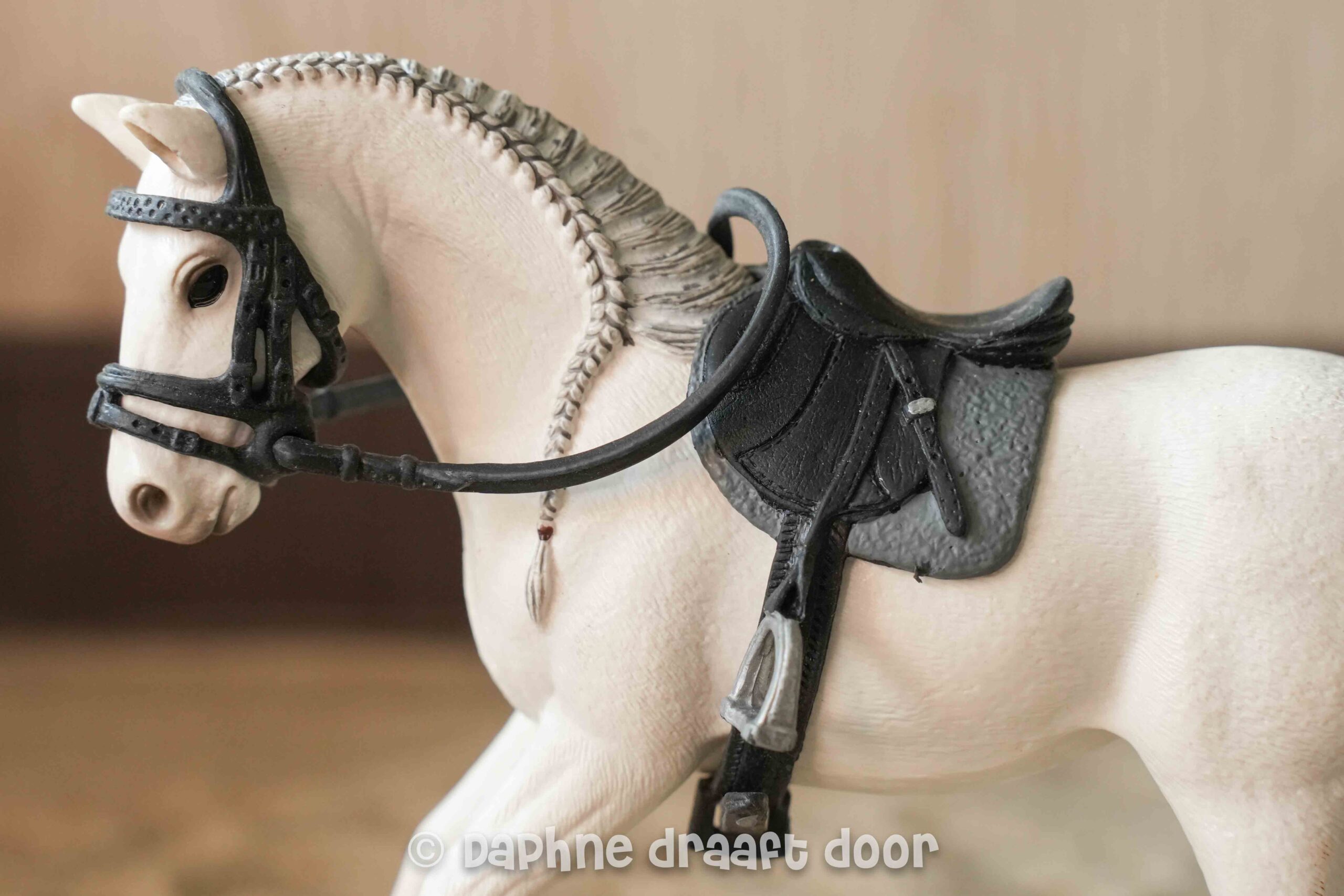 Schleich zadel en hoofdstel - zwarte set met grijs dekje