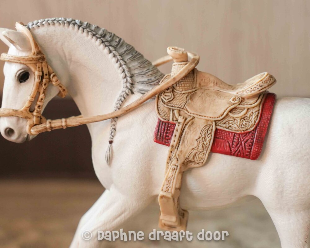 Schleich zadel en hoofdstel - westernset met rood dekje