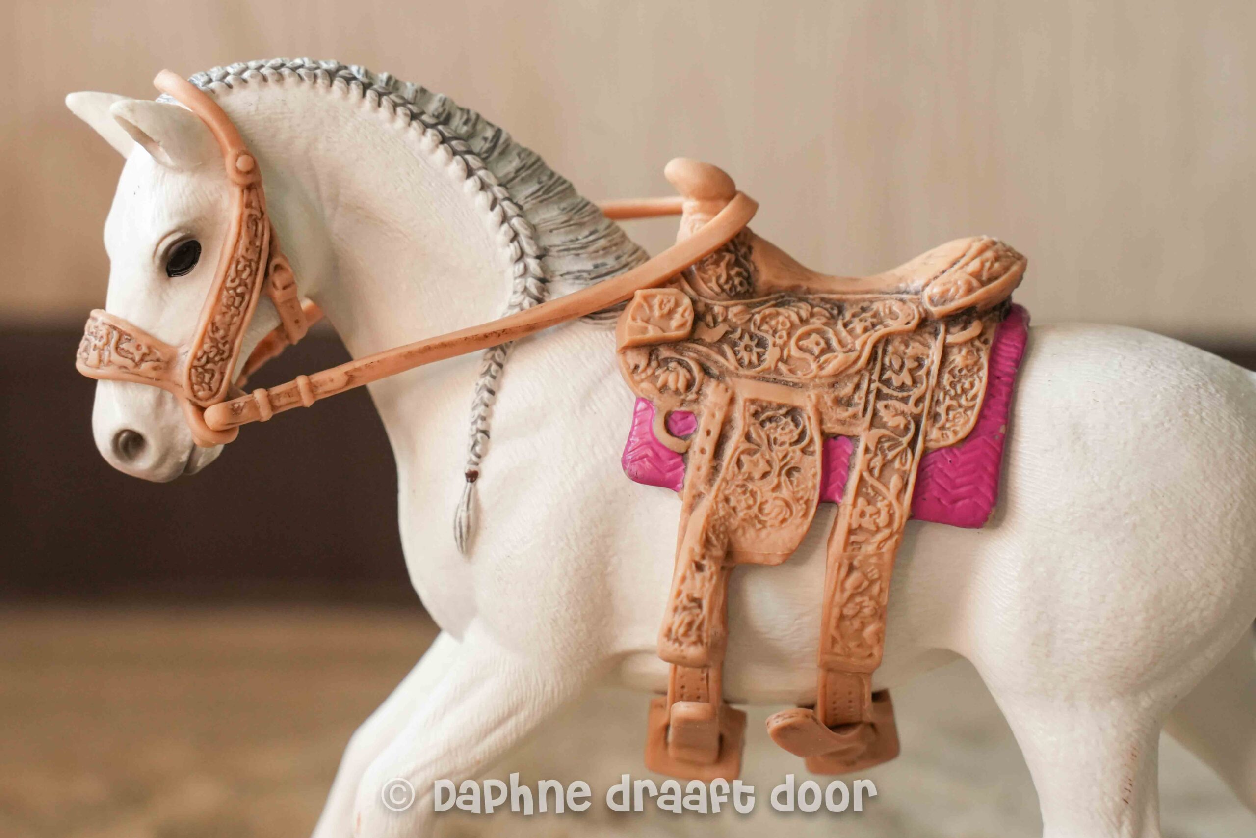 Schleich zadel en hoofdstel - westernset met roze dekje