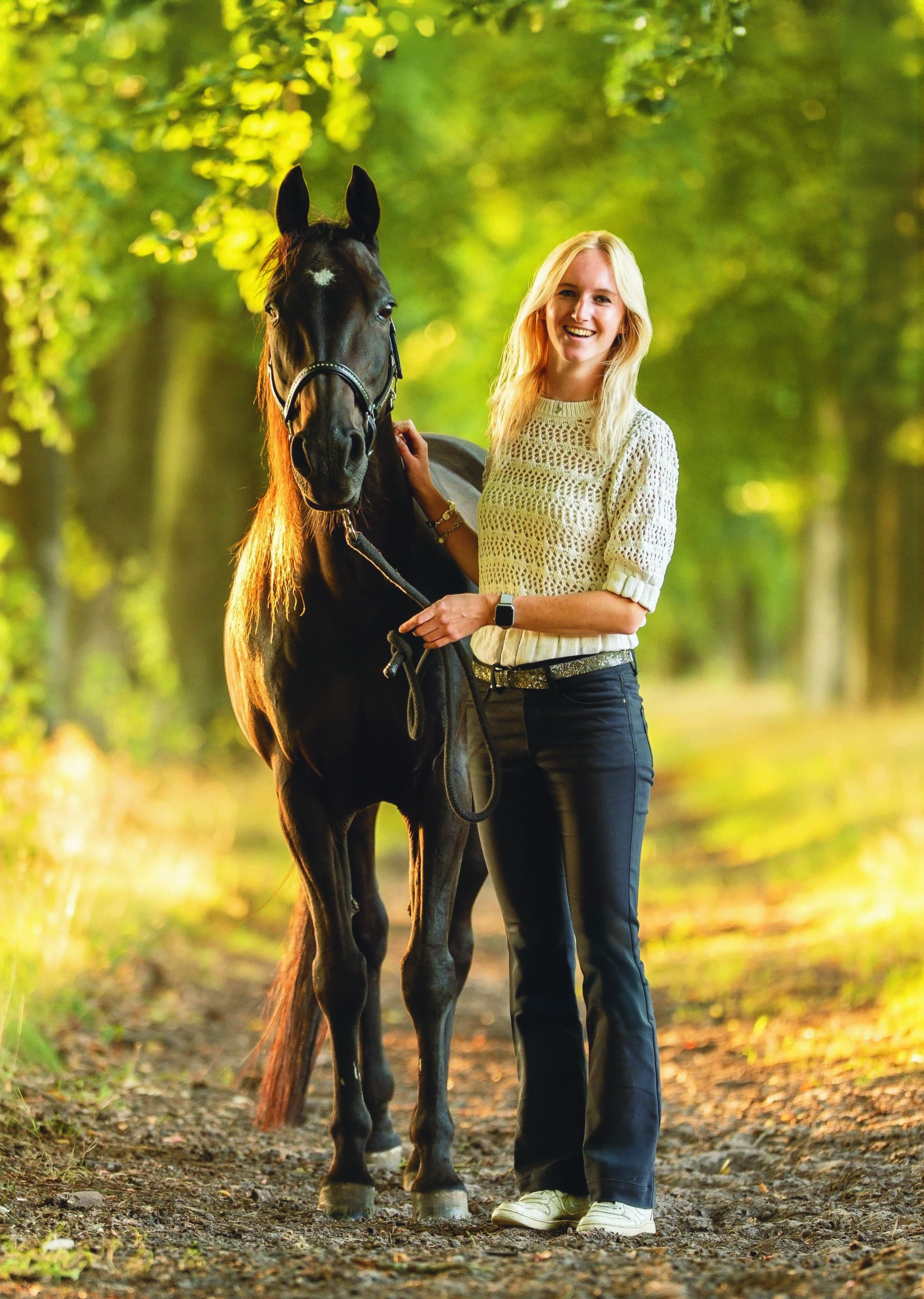 Poster Daphne + Uria in het bos